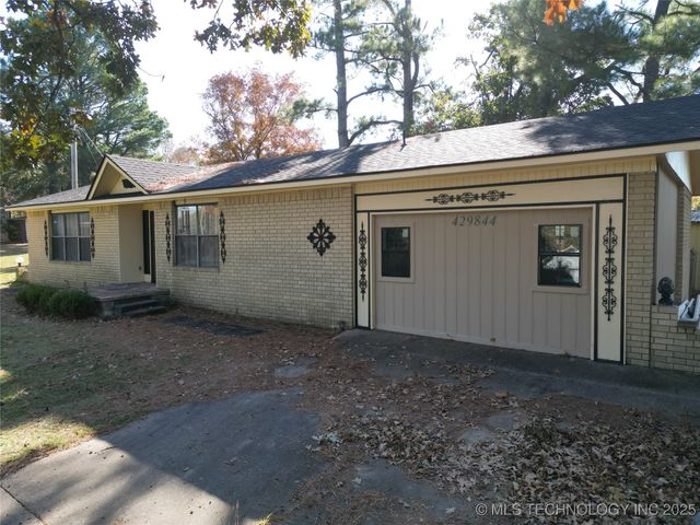 429844 E 1156 Road, Porum, OK 74455