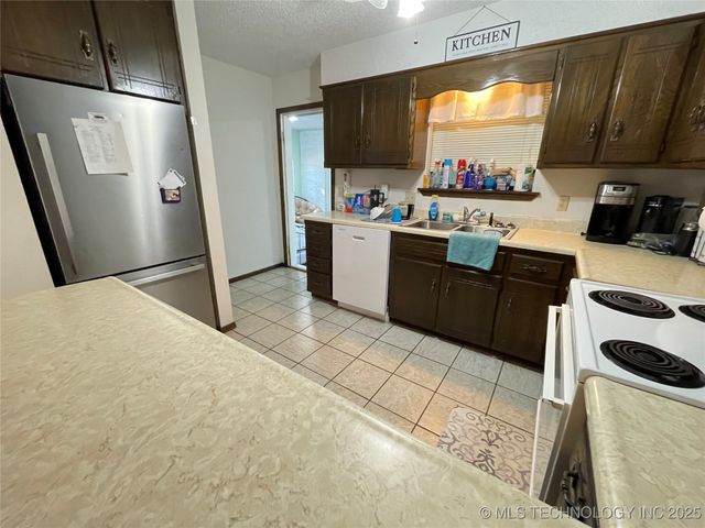 429844 E 1156 Road, Porum, OK 74455