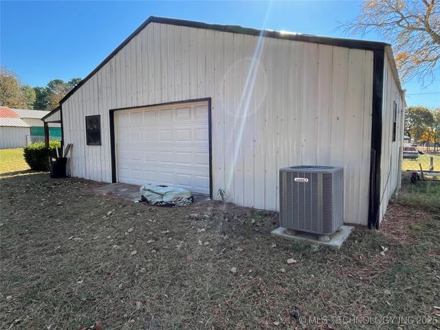 429844 E 1156 Road, Porum, OK 74455