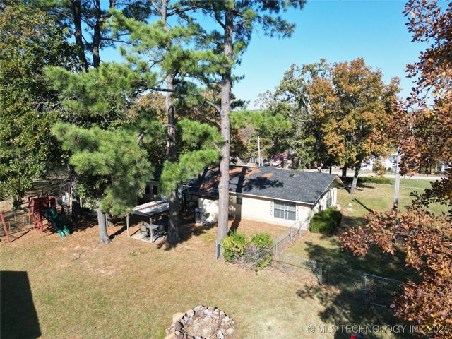 429844 E 1156 Road, Porum, OK 74455
