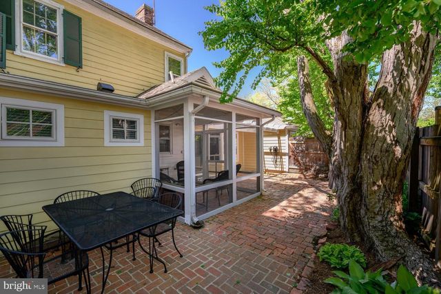 106 QUEEN ST S, Chestertown, MD 21620