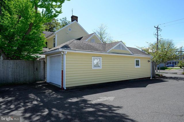 106 QUEEN ST S, Chestertown, MD 21620