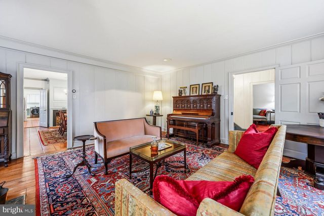 106 QUEEN ST S, Chestertown, MD 21620