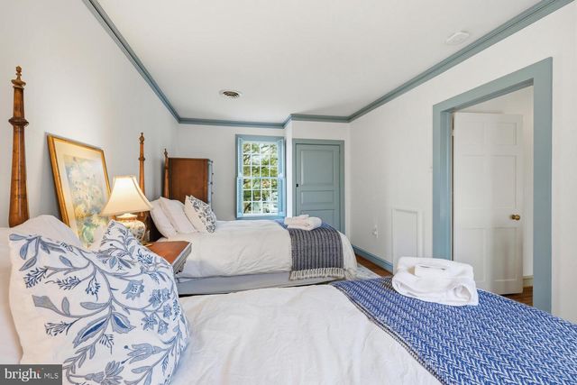 106 QUEEN ST S, Chestertown, MD 21620