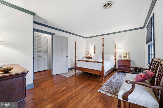 106 QUEEN ST S, Chestertown, MD 21620