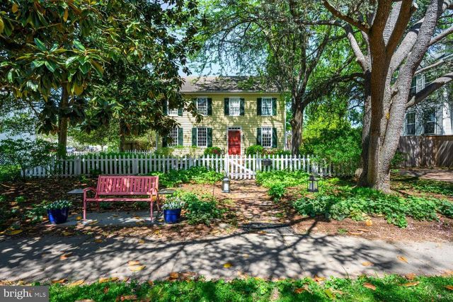 106 QUEEN ST S, Chestertown, MD 21620