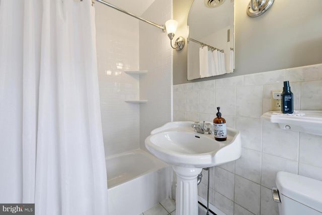 106 QUEEN ST S, Chestertown, MD 21620