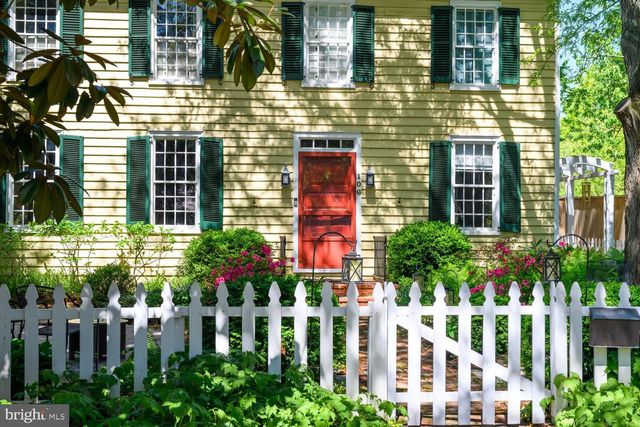 106 QUEEN ST S, Chestertown, MD 21620