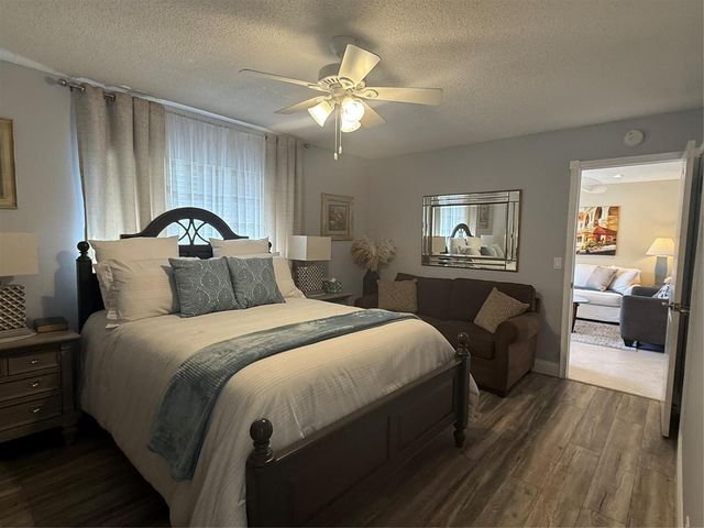 32 Abbey Lane 207, Delray Beach, FL 33446