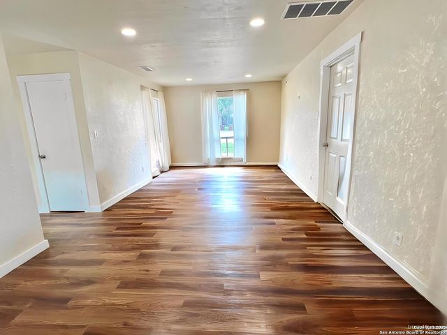 6803 Indian Lake, San Antonio, TX 78244