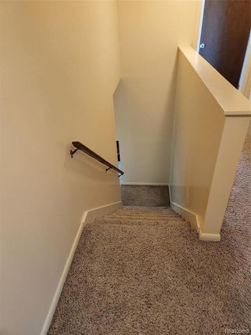 6186 Kings Crown Road, Grand Blanc, MI 48439