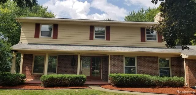 6186 Kings Crown Road, Grand Blanc, MI 48439