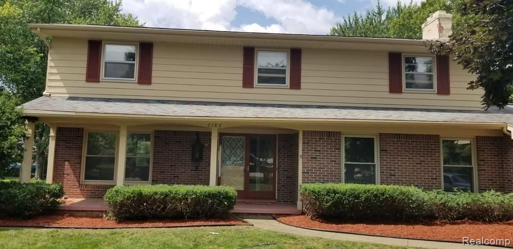 6186 Kings Crown Road, Grand Blanc, MI 48439