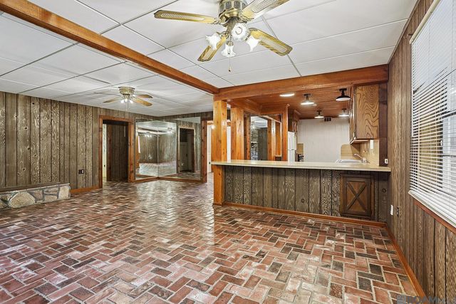 2134 E Contour Dr, Baton Rouge, LA 70809
