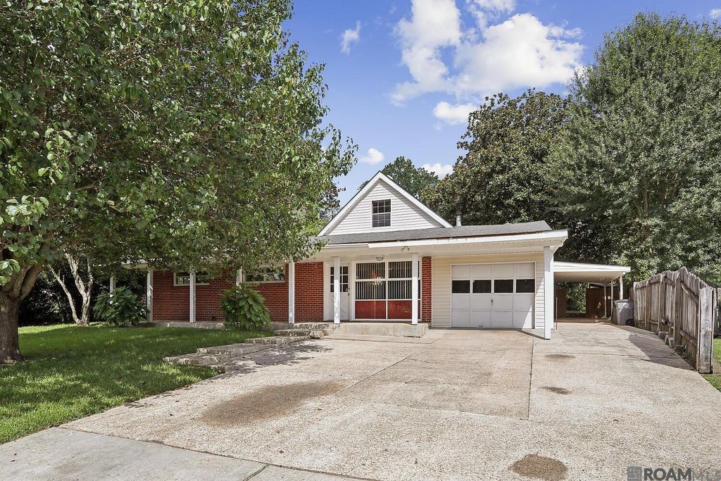2134 E Contour Dr, Baton Rouge, LA 70809