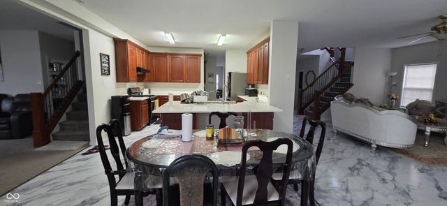 445 Heritage Drive, Greenwood, IN 46143