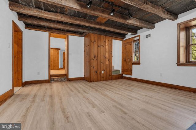 4 LEEDOM PL, Newtown, PA 18940