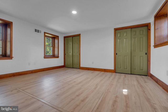 4 LEEDOM PL, Newtown, PA 18940