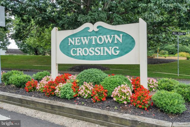 4 LEEDOM PL, Newtown, PA 18940