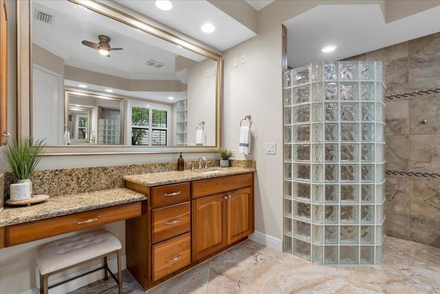 7628 HADDINGTON COVE, Lakewood Ranch, FL 34202