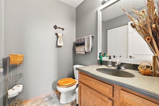 703 15th Street SE, Altoona, IA 50009