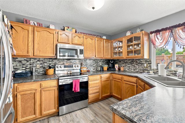 703 15th Street SE, Altoona, IA 50009