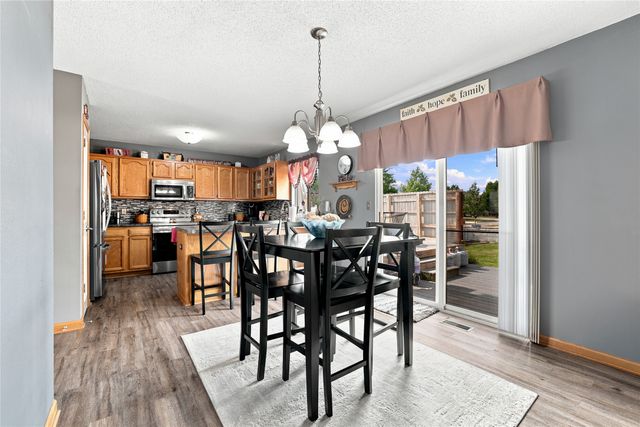 703 15th Street SE, Altoona, IA 50009