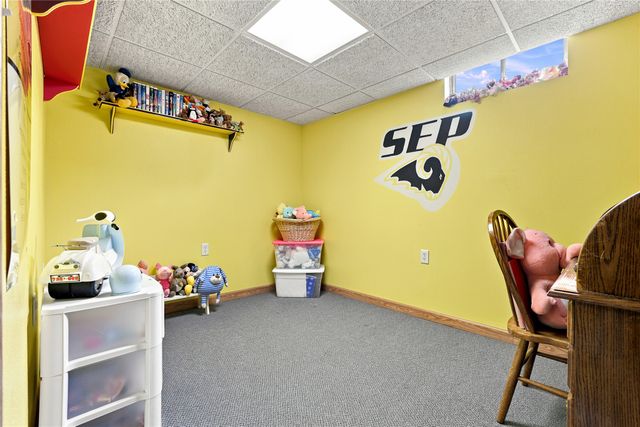 703 15th Street SE, Altoona, IA 50009