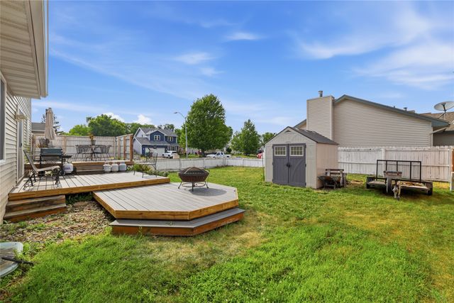 703 15th Street SE, Altoona, IA 50009