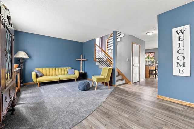 703 15th Street SE, Altoona, IA 50009