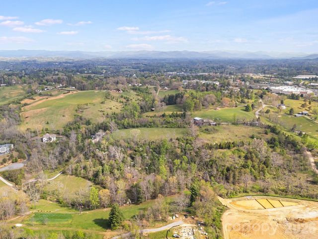47 Gill Branch Road, Weaverville, NC 28787