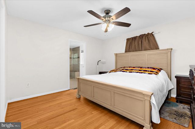 949 OAKDALE CIR, Millersville, MD 21108