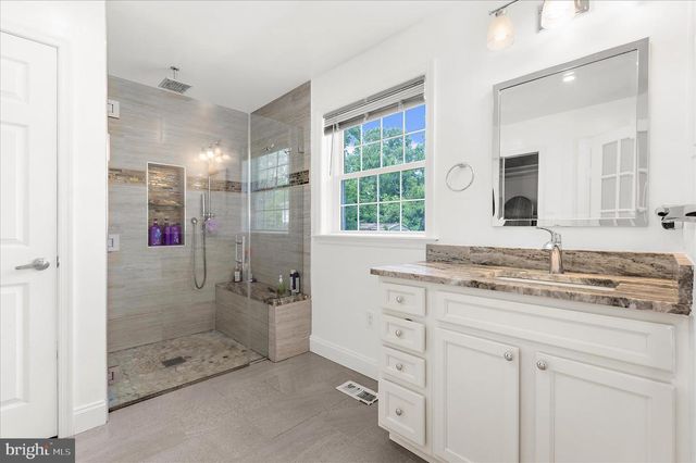 949 OAKDALE CIR, Millersville, MD 21108