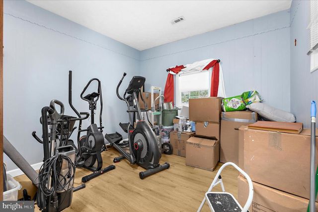 949 OAKDALE CIR, Millersville, MD 21108