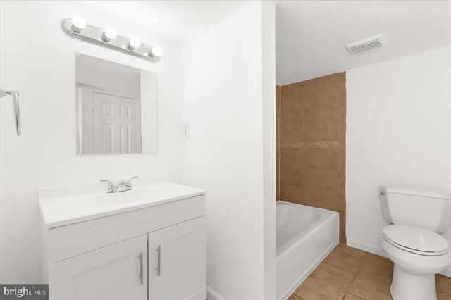 949 OAKDALE CIR, Millersville, MD 21108