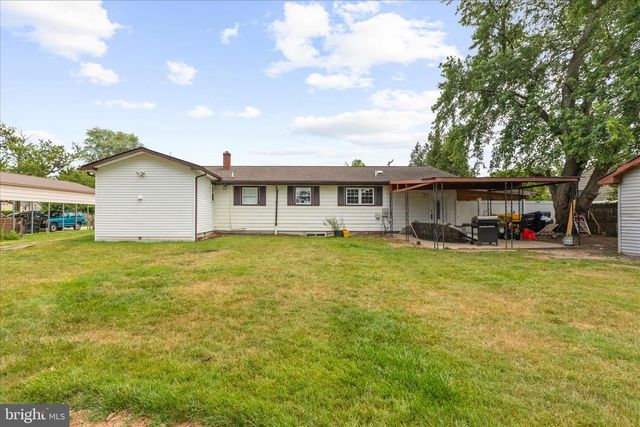 949 OAKDALE CIR, Millersville, MD 21108