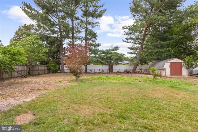 949 OAKDALE CIR, Millersville, MD 21108