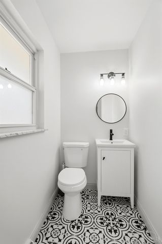 6010 North Glen Road, Green Twp, OH 45248
