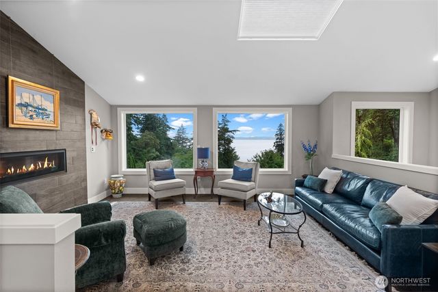 176 Brick Kiln Road, Fox Island, WA 98333