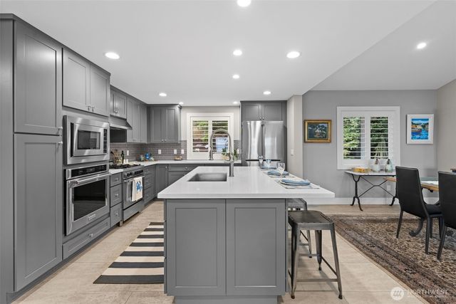 176 Brick Kiln Road, Fox Island, WA 98333