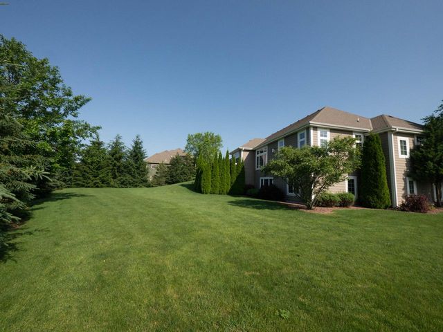 N74W24579 Merske COURT, Sussex, WI 53089