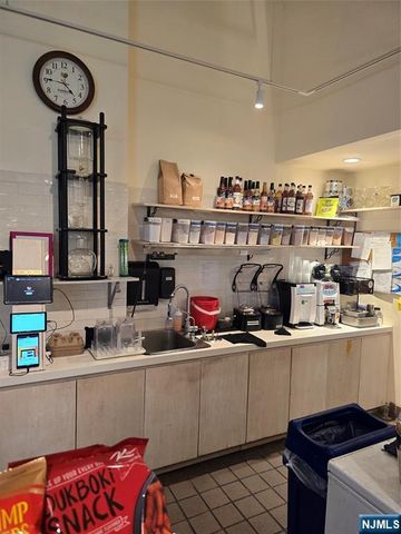 141 West Central, Palisades Park, NJ 07650