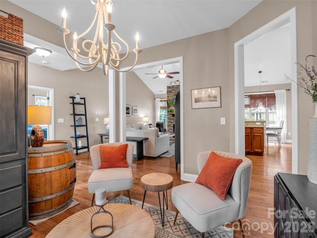 17 Black Iron Lane, Hendersonville, NC 28792