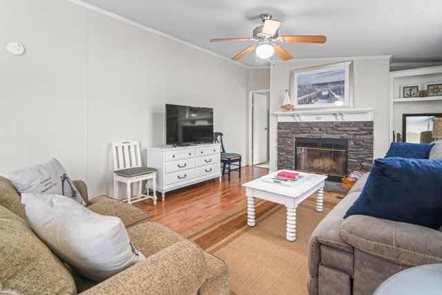 854 Grouper Ct., Murrells Inlet, SC 29576
