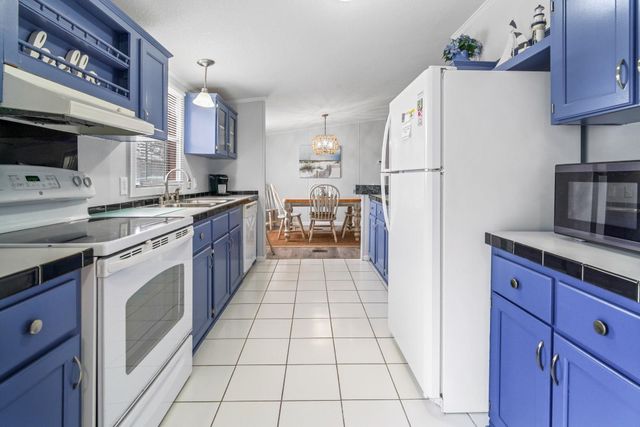 854 Grouper Ct., Murrells Inlet, SC 29576
