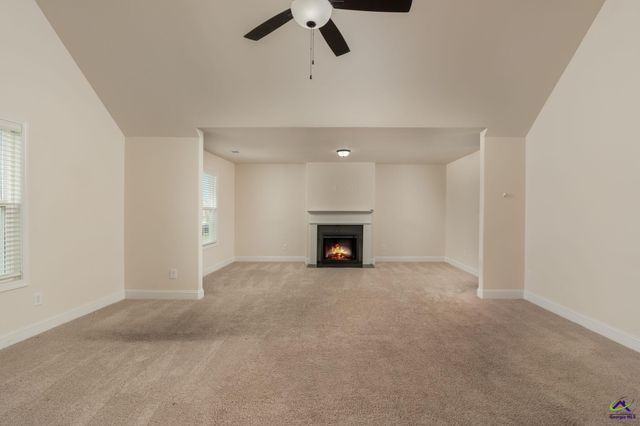806 Harley Farms, Bonaire, GA 31005
