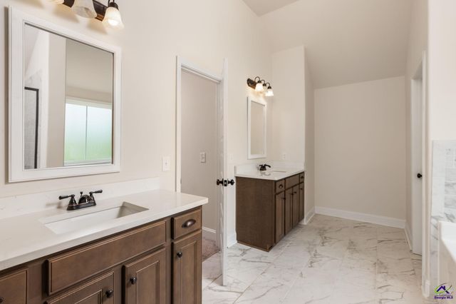 806 Harley Farms, Bonaire, GA 31005