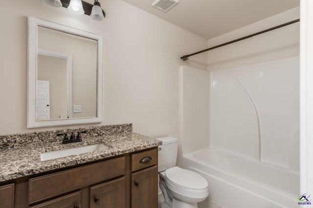 806 Harley Farms, Bonaire, GA 31005