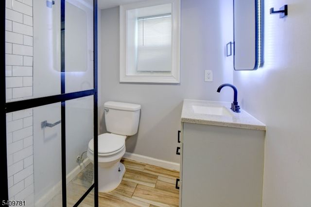 188 Pennington St, Newark City, NJ 07105