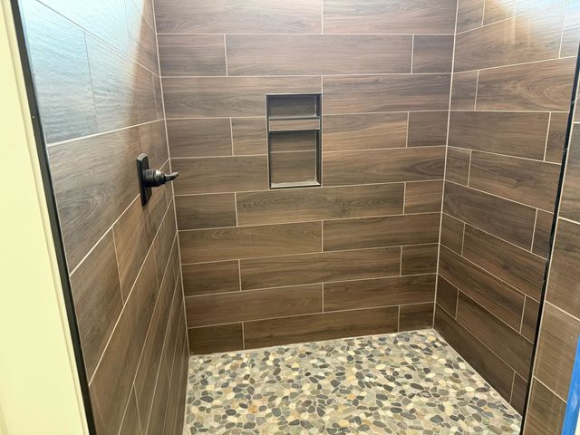 100 BELVEDERE CIR, Savannah, TN 38372